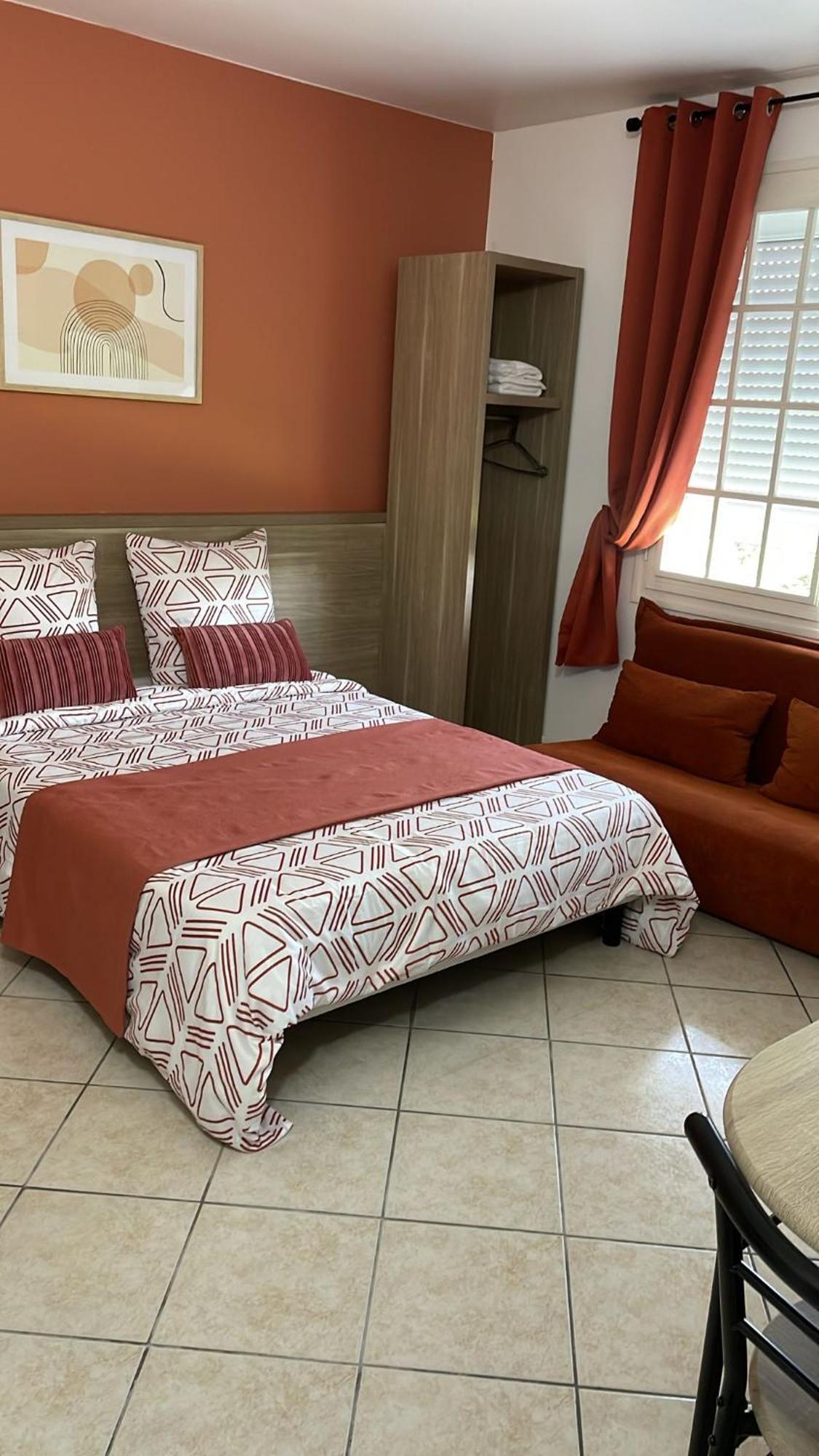 Appartement 4 , Disneyland - Parking Gratuit - Maison Des Platanes Meaux Kültér fotó